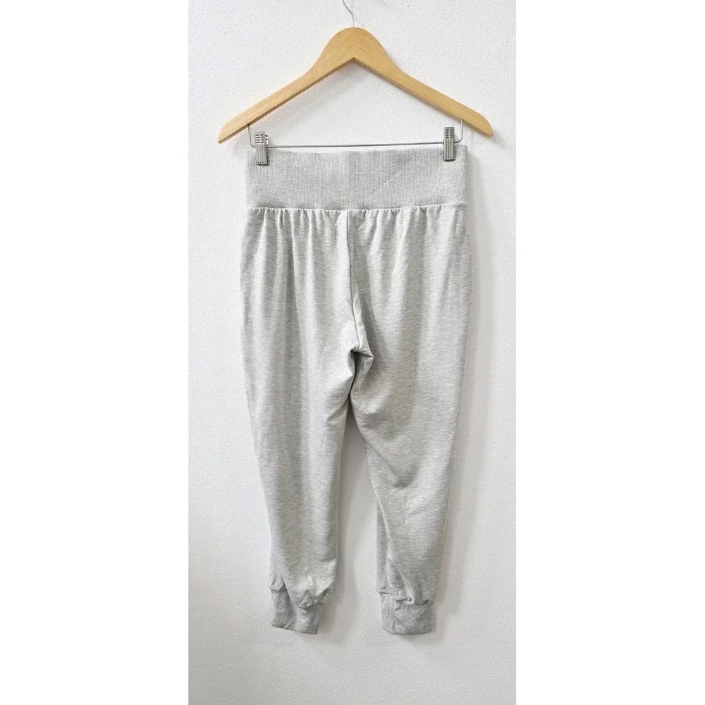 Nike Dri-Fit Cropped Joggers Women's Size Medium Gray Elastic Waist Pockets